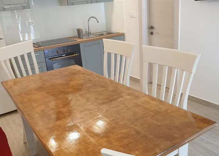 Pem 2 Διαμέρισμα Πούλα